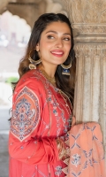 ammara-khan-luxury-lawn-2022-22