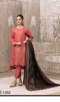 amna-sohail-stella-2020-11