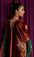 farah-talib-aziz-pret-velvet-stardust-2022-16