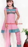 girls-party-wear-at-pakicouture-42