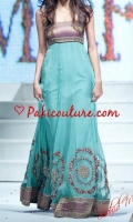 maxi-gowns-for-may-4