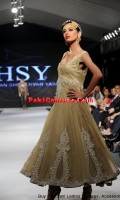 pakistani-designer-shalwar-kameez-8