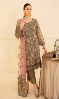 ramsha-minhal-formal-vol-7-2023-13