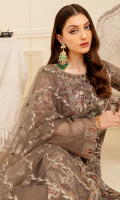 ramsha-minhal-formal-vol-7-2023-29