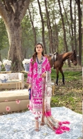 sana-safinaz-luxury-lawn-2021-17