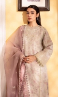 seran-dastaan-festive-lawn-2023-33