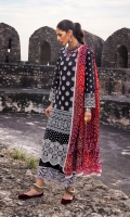 zainab-chottani-chikankari-2022-53