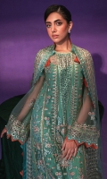 gisele-zarish-festive-2023-10