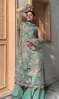 gisele-zarish-festive-2023-21