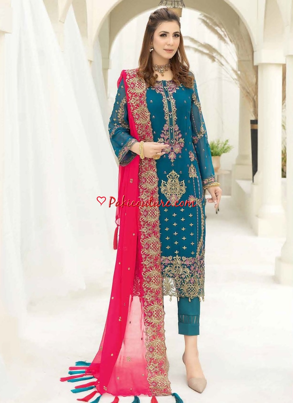 Latest trendy hotsell dresses pakistani