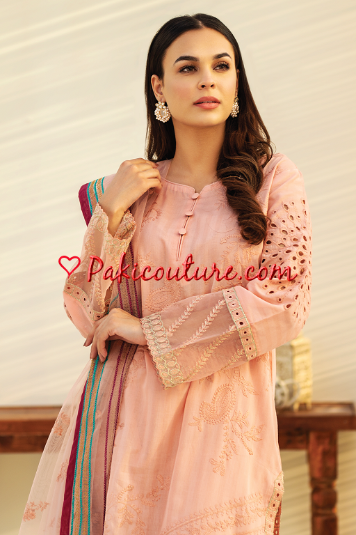 Iznik Chikankari Exclusive Collection 2021 Shop Online Buy Pakistani Fashion Dresses. Pakistani Branded Latest Clothes