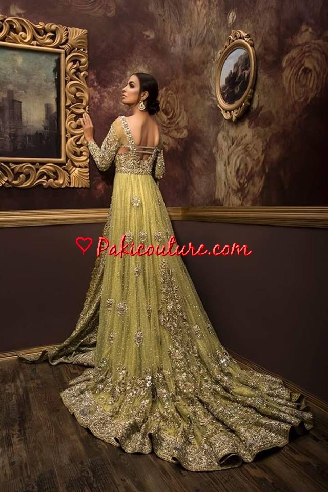 Extraer práctica Exclusivo Maxi & Gowns {January Edition 2017} Embellished Pakistani Dresses at  PakiCouture.Com | Buy Pakistani Fashion Dresses. Pakistani Branded & Latest  Clothes