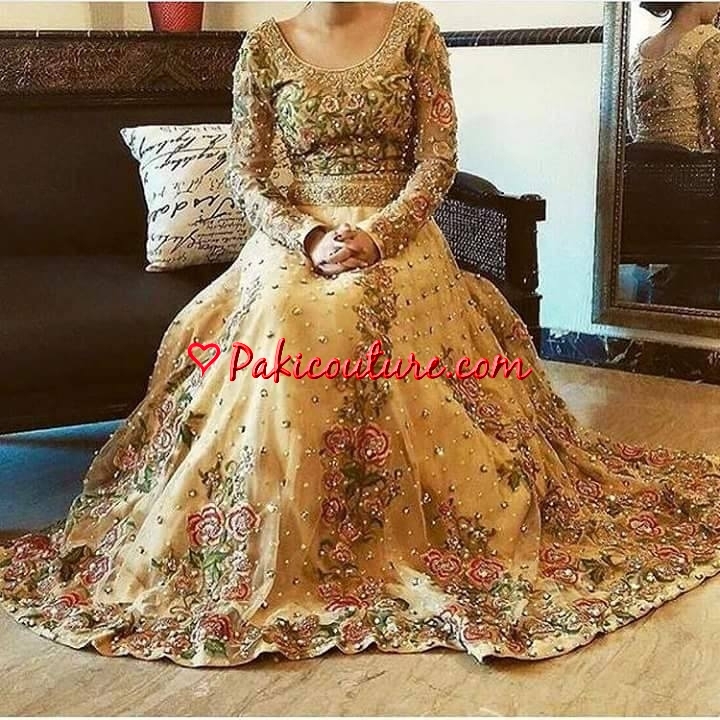 Gown style dresses shop pakistani 2017