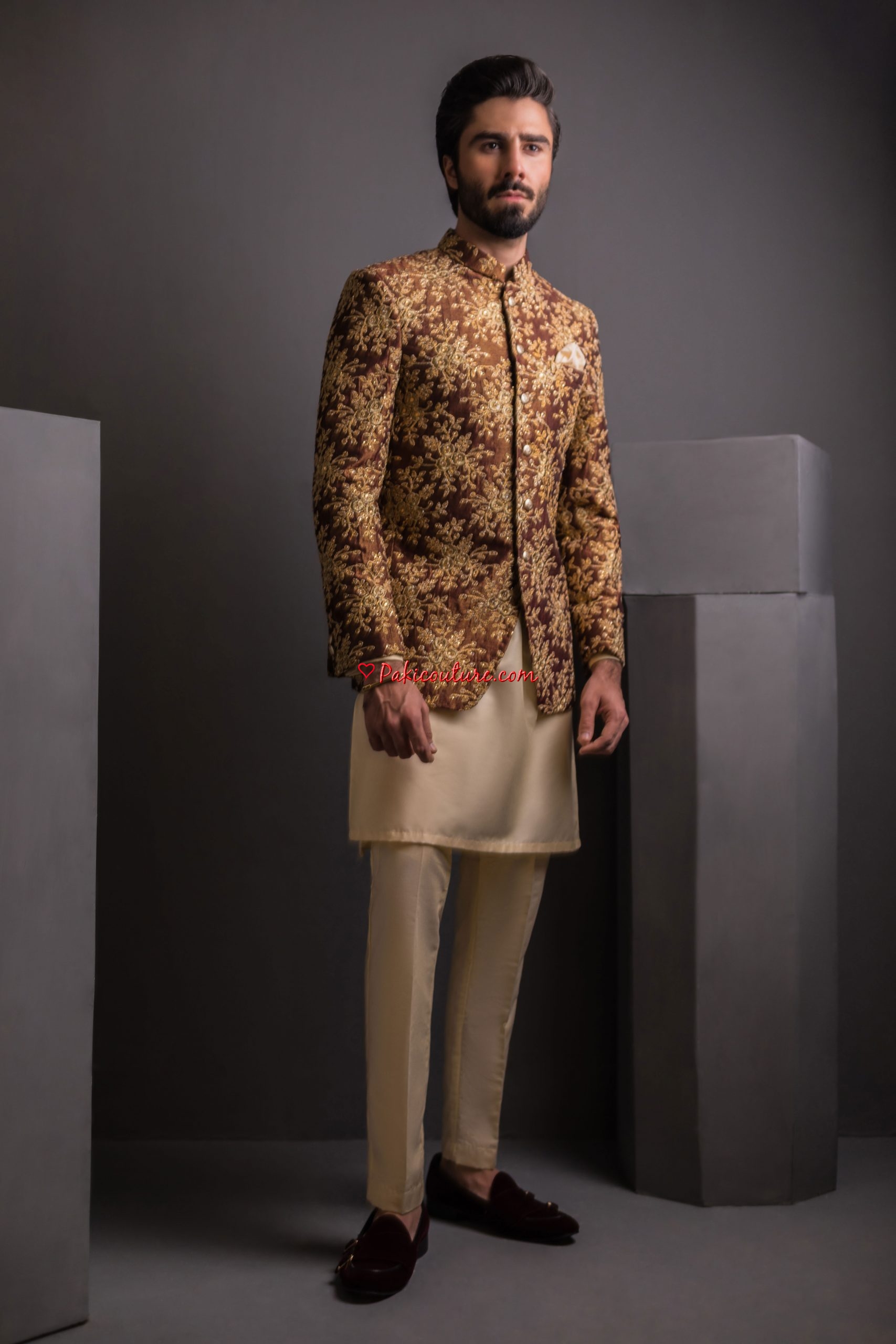 25 Stylish Pakistani Groom Mehndi Dresses For This Season