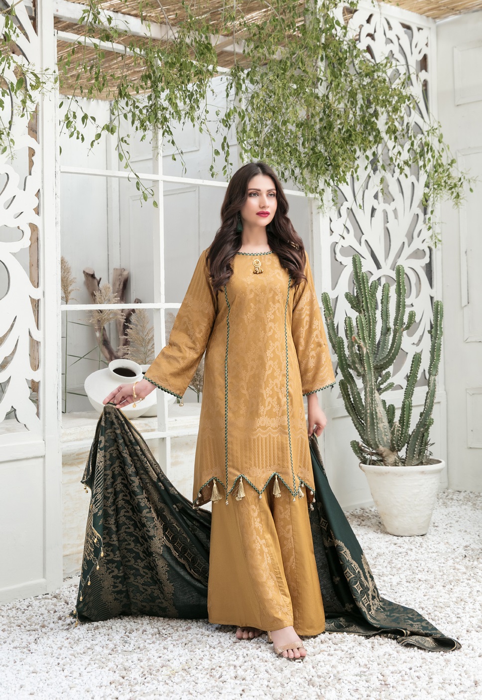 Buy Blissta Women's Black Banarasi Heavy Silk Banarasi Semi stitched Salwar  Suit Material at Amazon.in