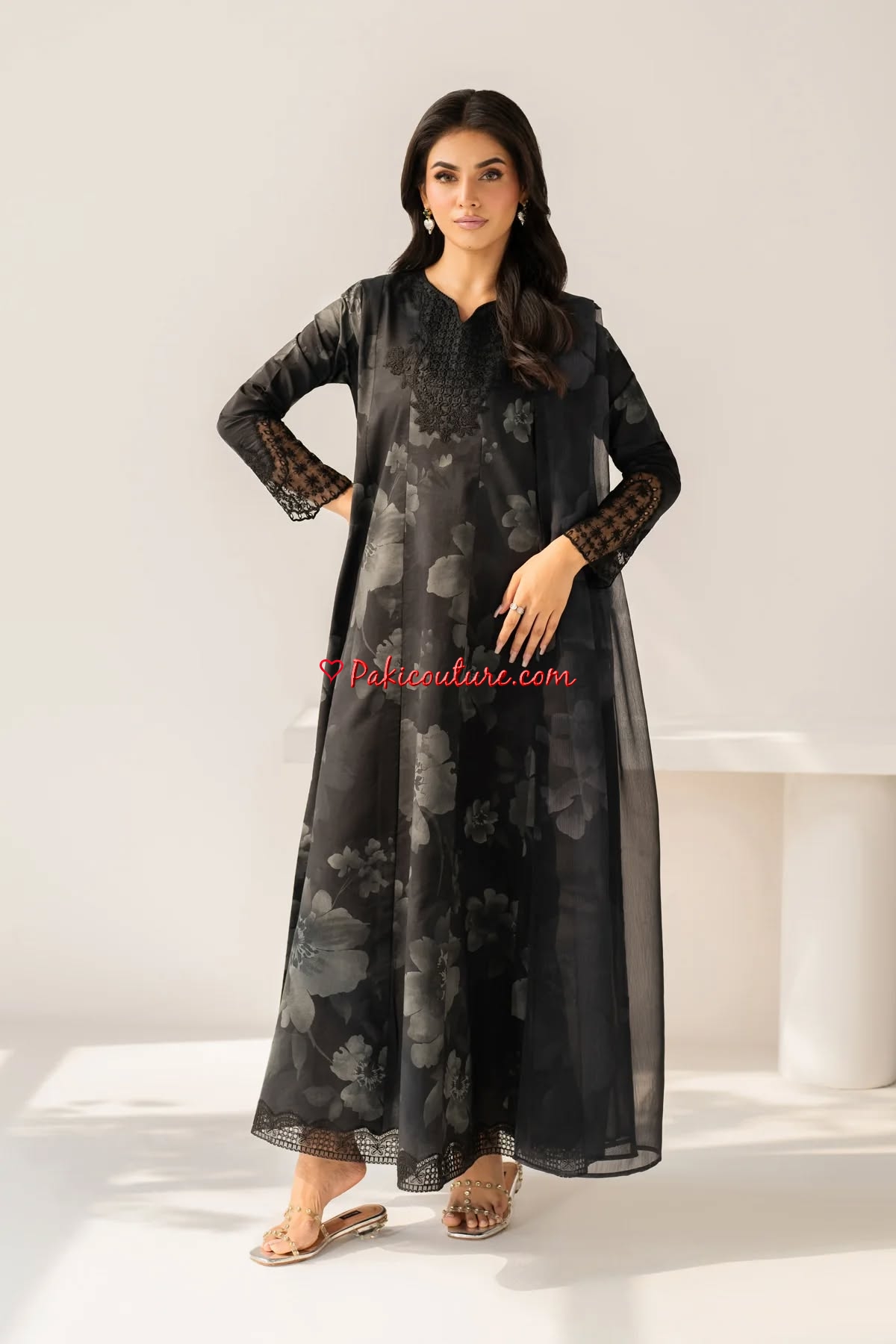she fashion dresses She is OLLÁ Luelle Midi Dress In Gaia Size Small / AU 8